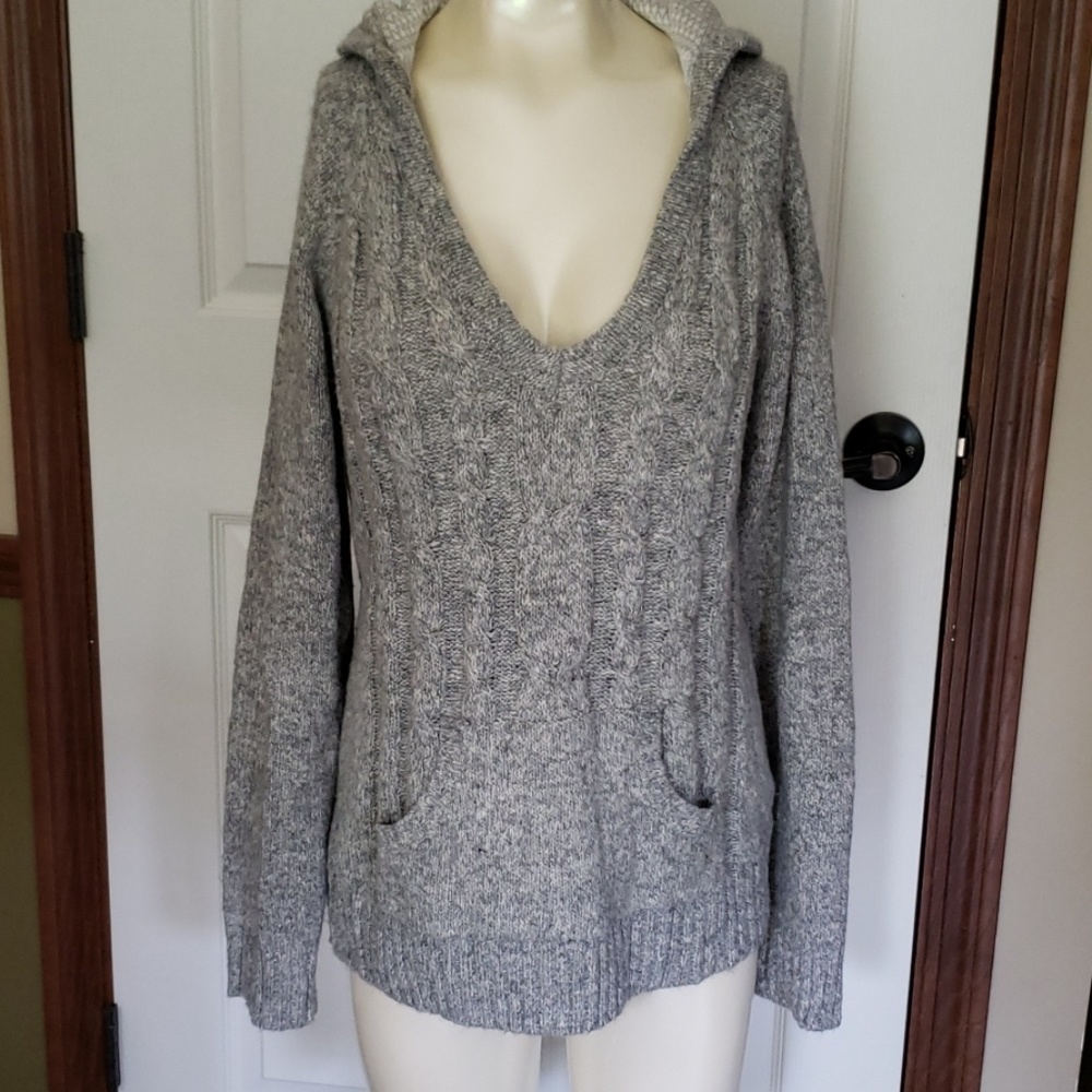 Hooded Sweater